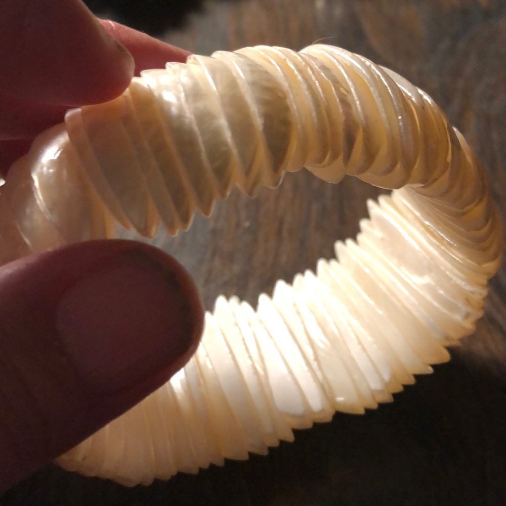 Unique Shell Statement Bracelet - image 6